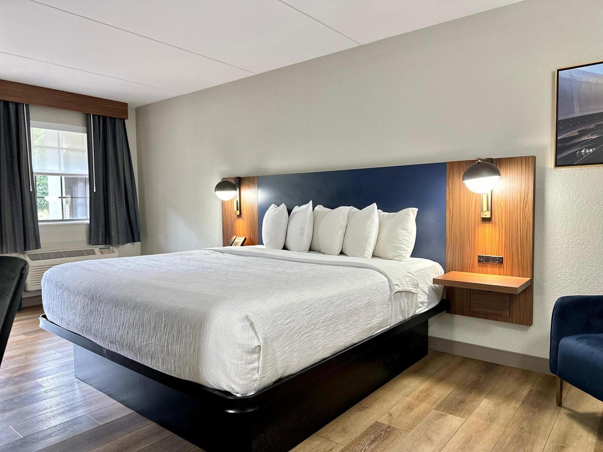 La Quinta Inn By Wyndham Huntsville Research Park Extérieur photo